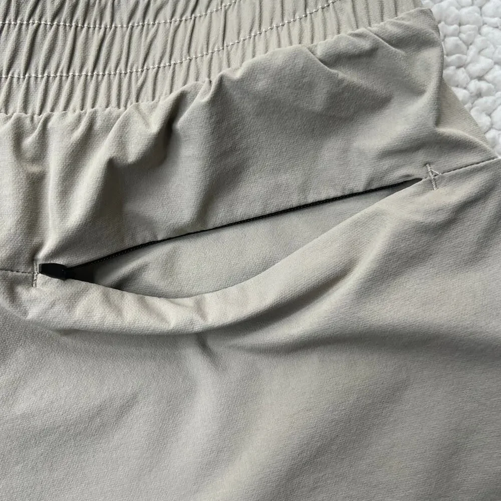 American Eagle Beige Elastic Waist XS Shorts